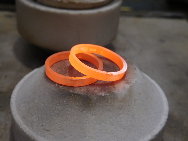 結婚指輪　プラチナ　シンプル