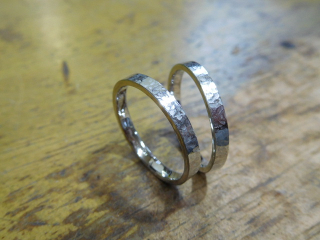 結婚指輪　シンプル　プラチナ