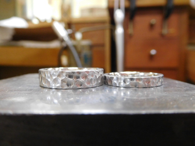 結婚指輪 鍛造 プラチナ