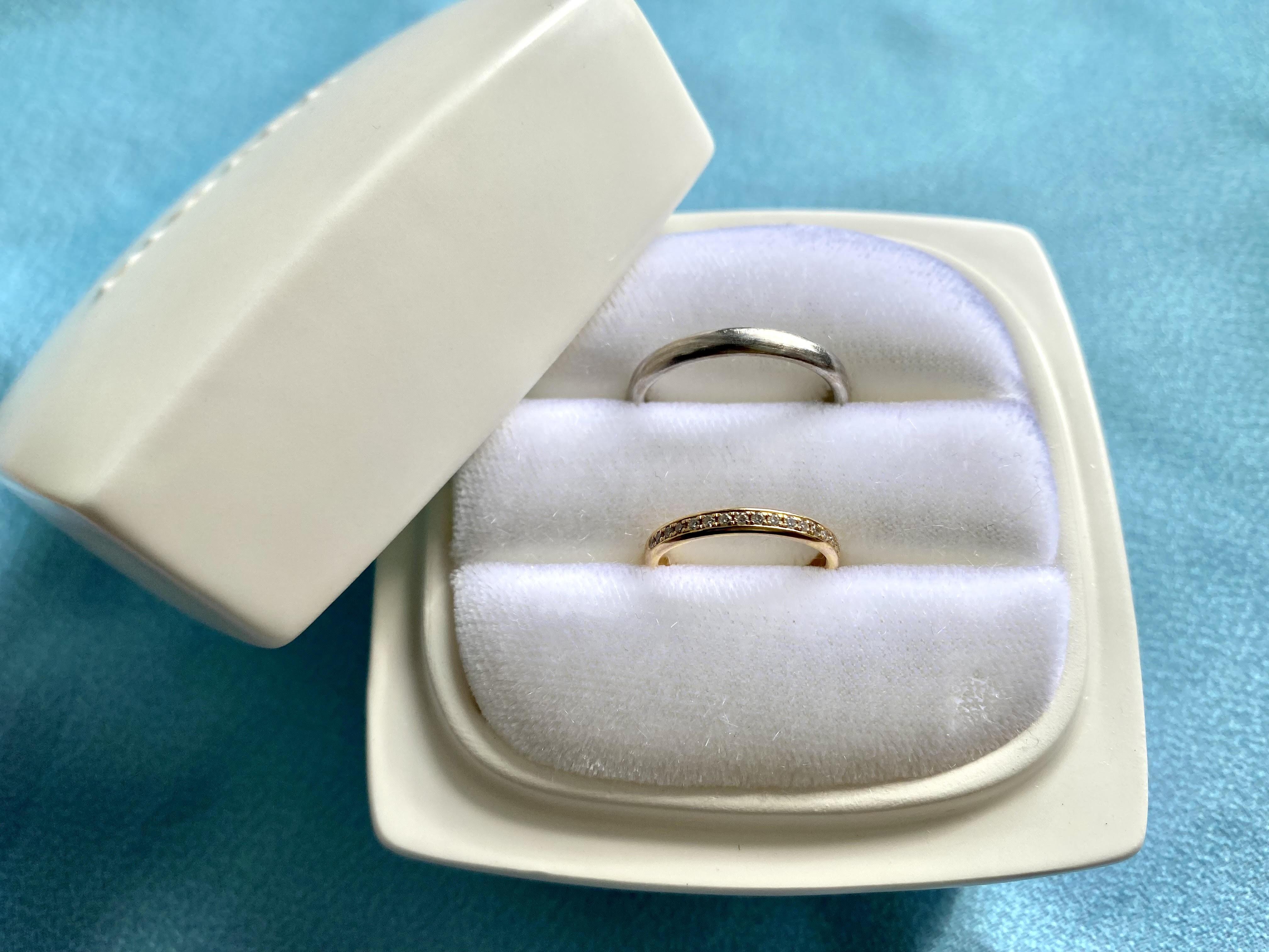 結婚指輪　ゴールドとプラチナ