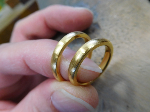 結婚指輪 30代 シンプル