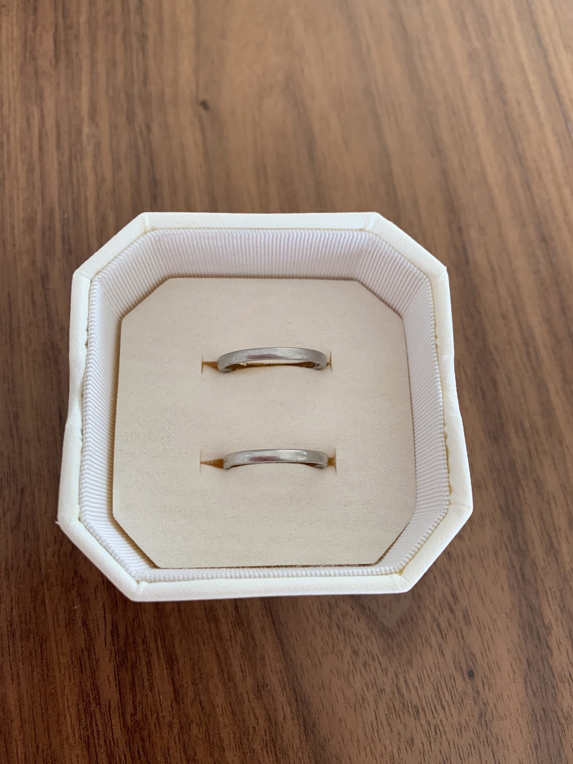 結婚指輪 プラチナ シンプル