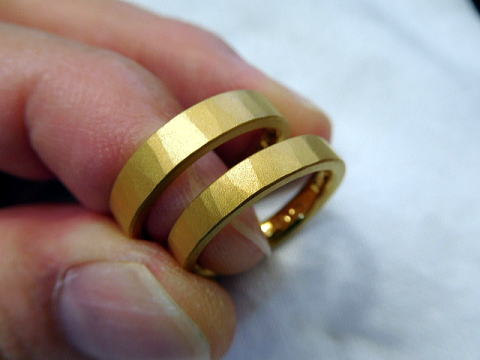 結婚指輪 純金