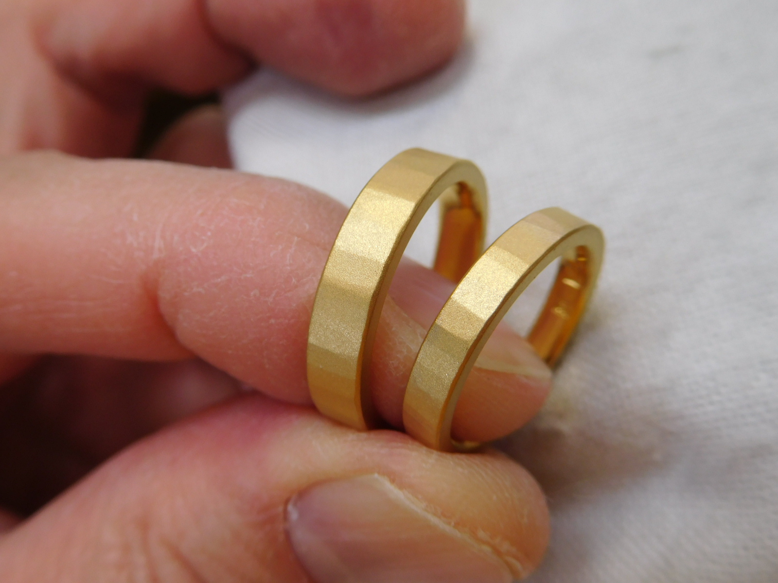 槌目 結婚指輪 後悔