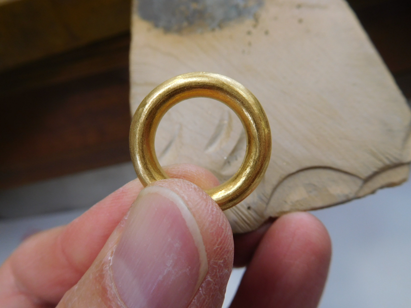 純金 指輪 ブランド