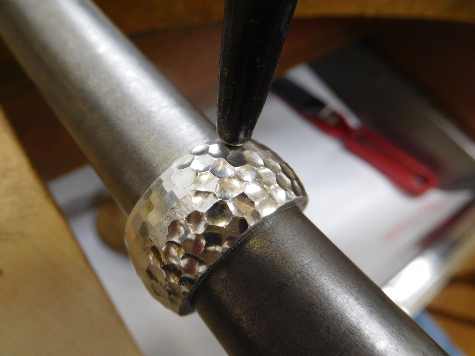 槌目 リング メンズ