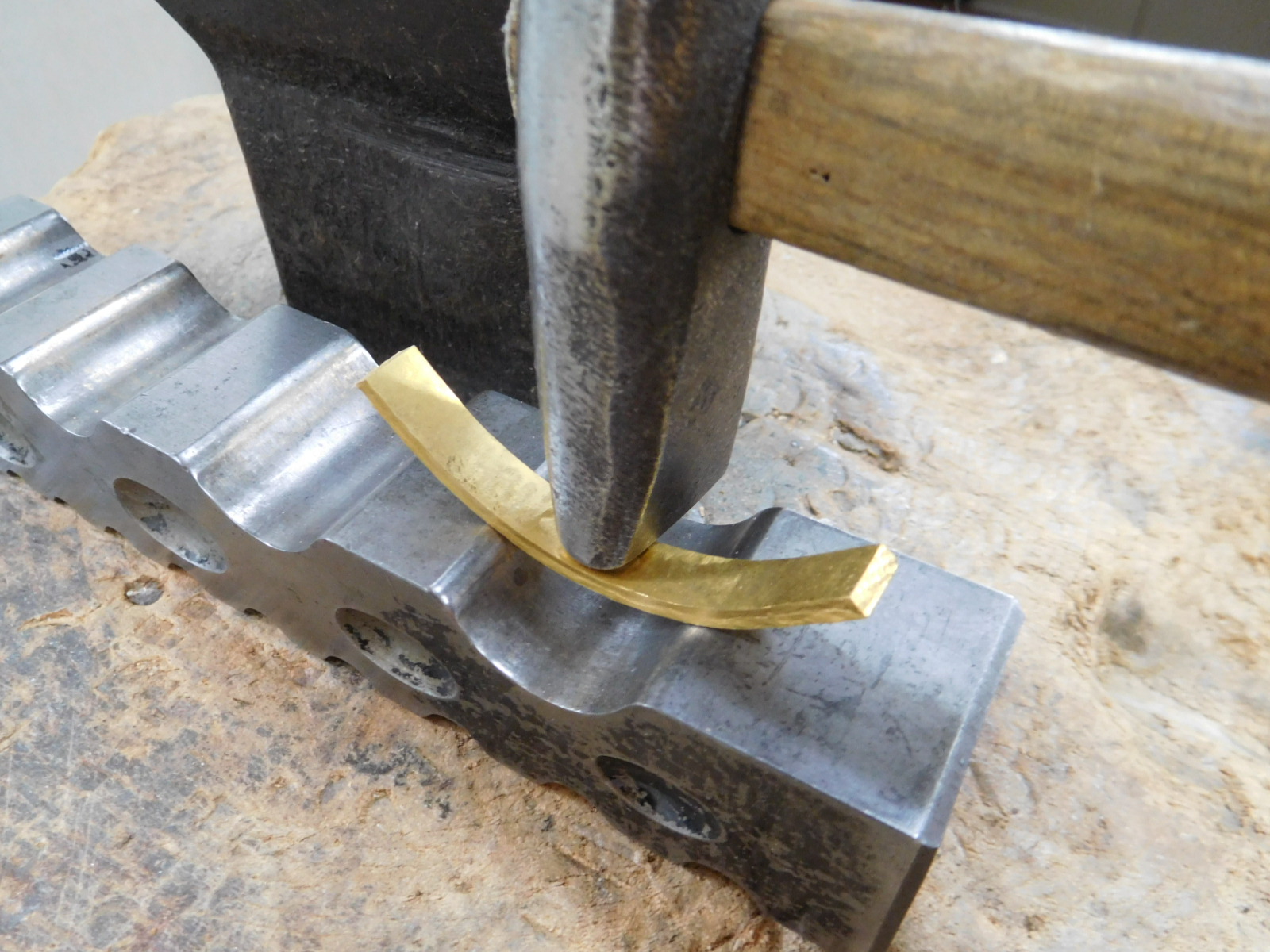 純金 指輪 メンズ