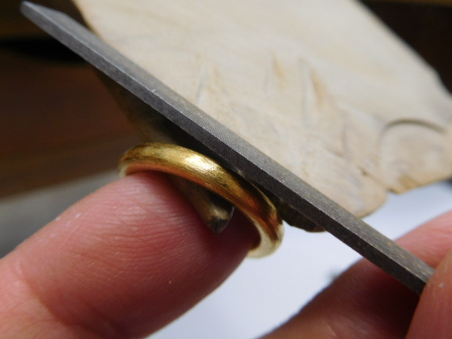 純金 指輪 どこで買う