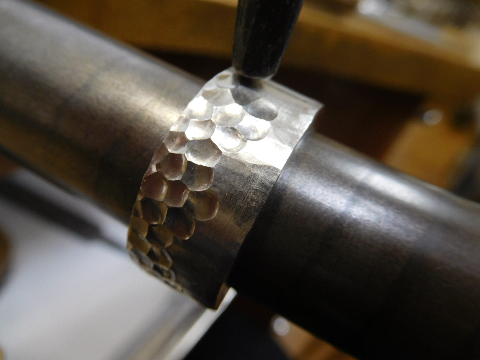 槌目 リング 太め