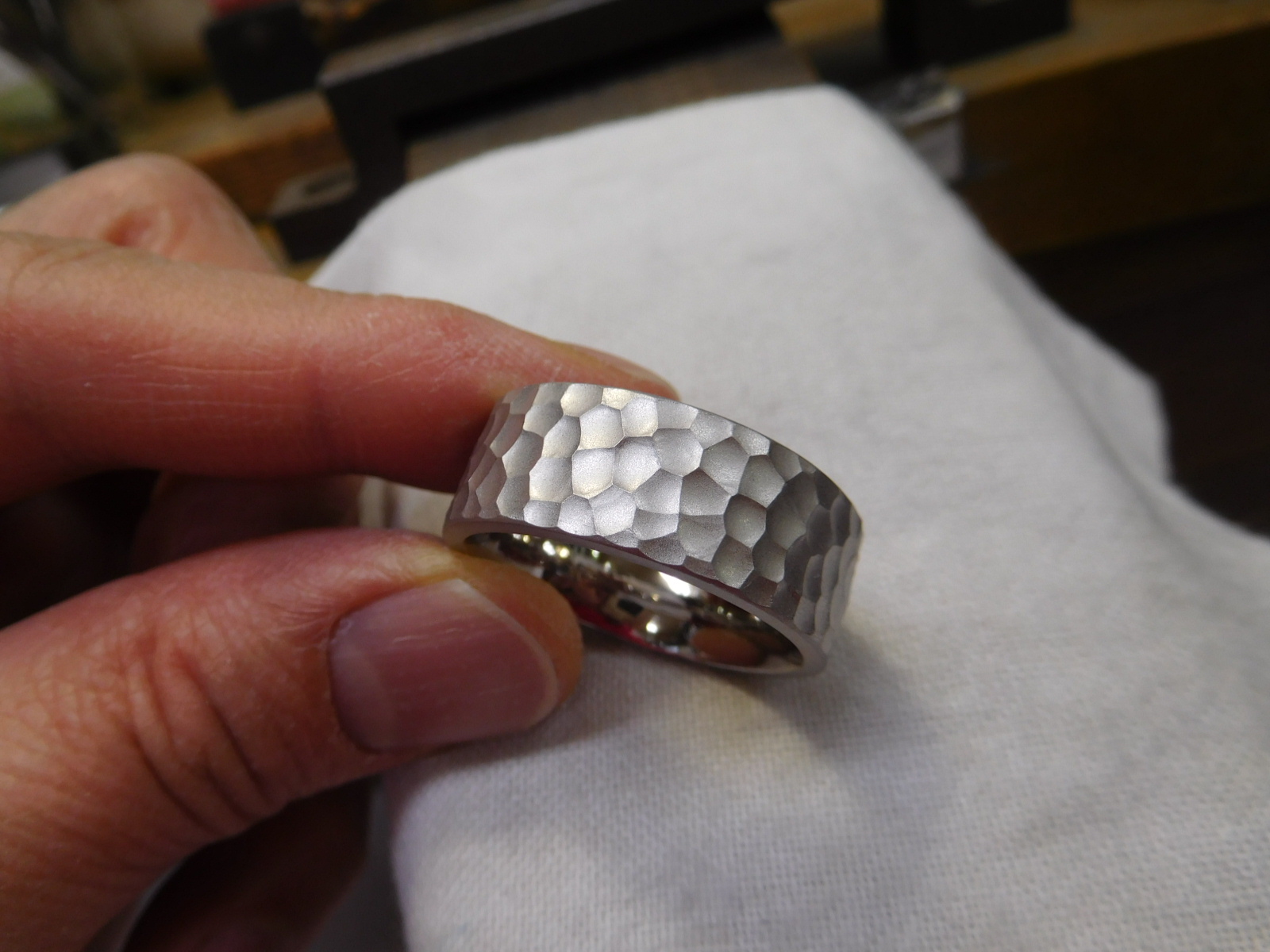 槌目 リング 太め