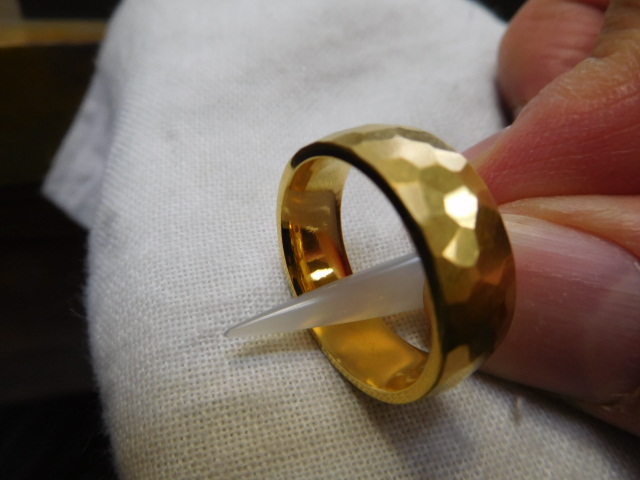 槌目 リング 意味