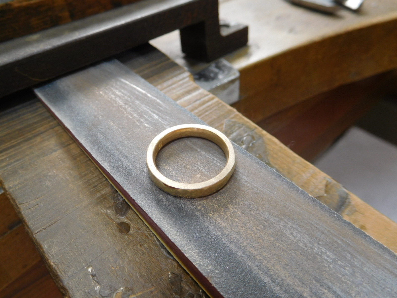 槌目 リング ブランド