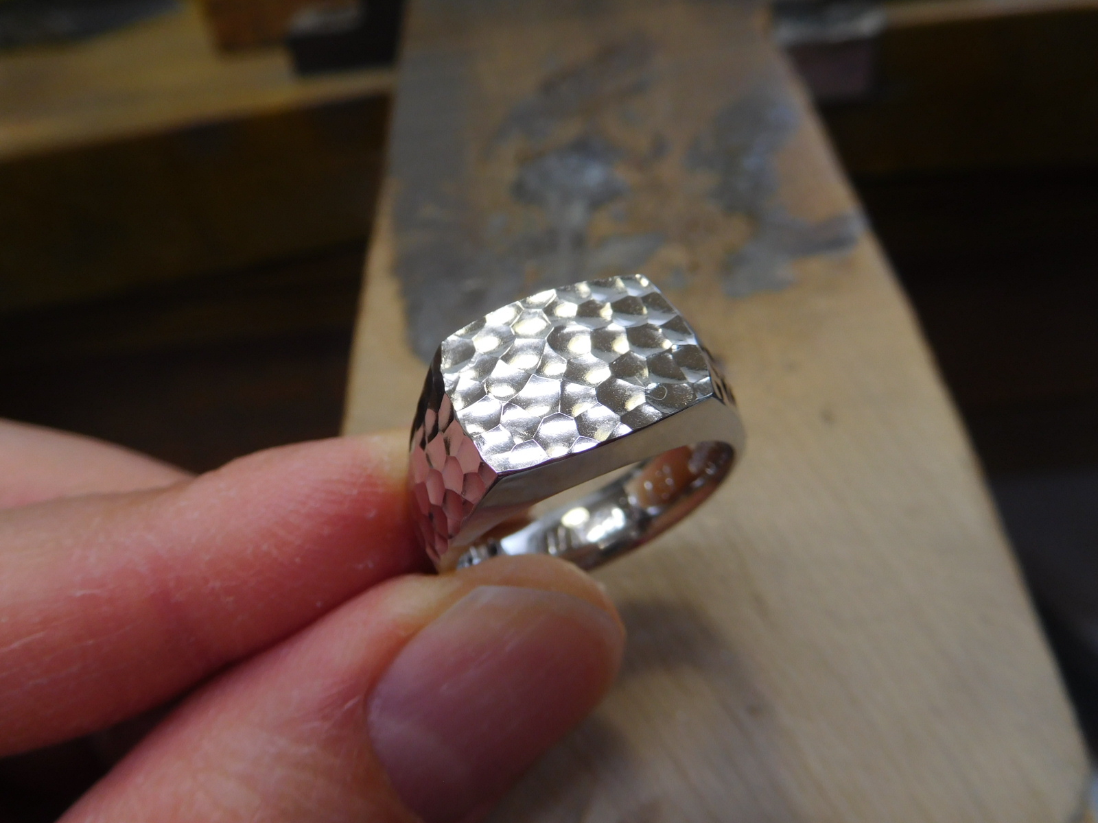 ピンキーリング メンズ シグネット